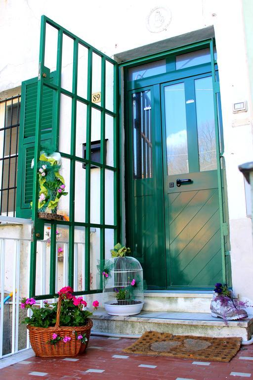 Отель La Mia Casa Di Campagna Rovieto Экстерьер фото